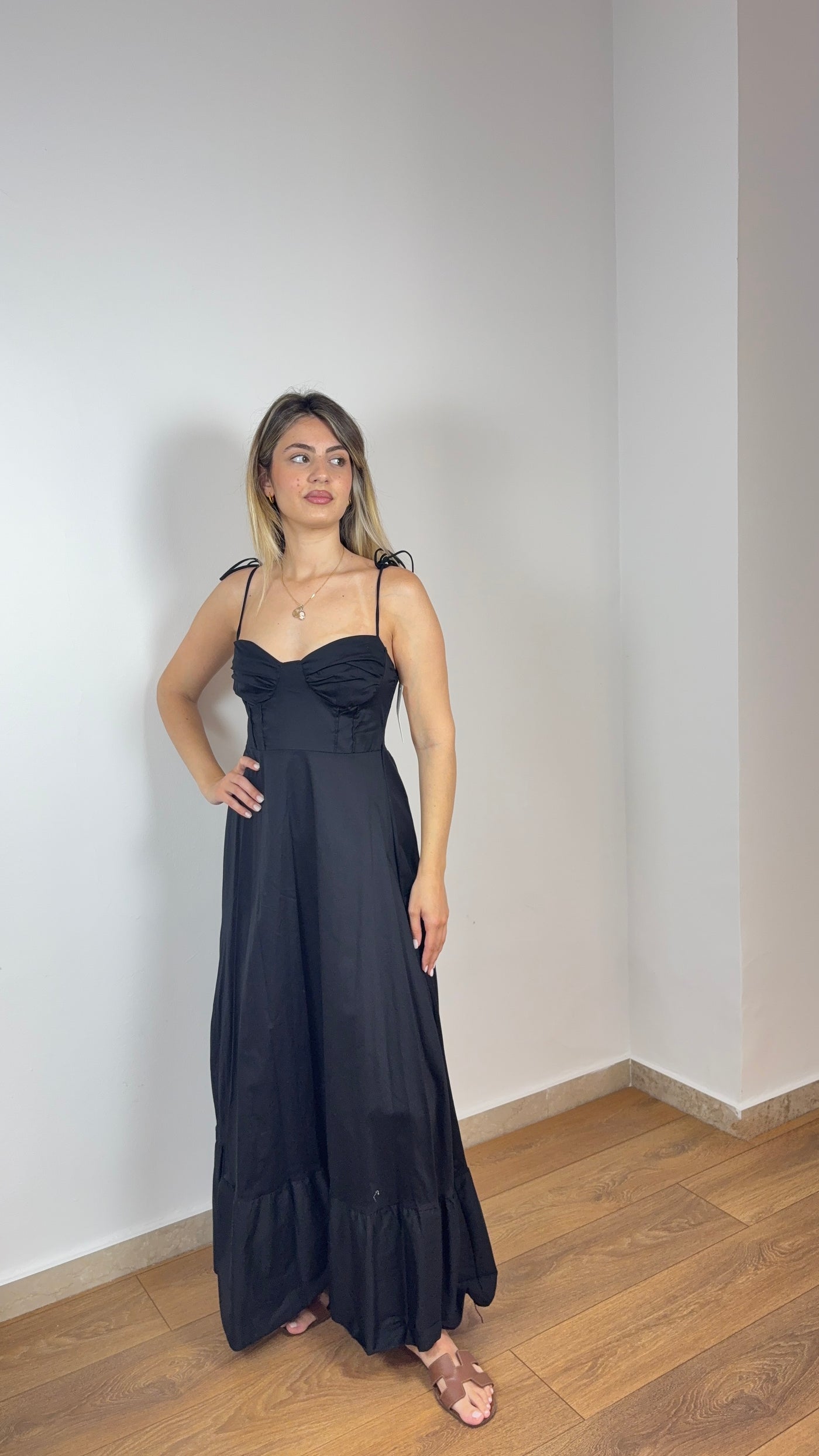 Abito Capri 100% Cotone Nero - FLAIR WOMAN